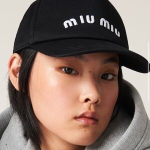 Miu Miu  mouth baseball cap